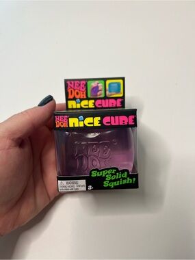 NWT Schylling Needoh Nice Cube Purple